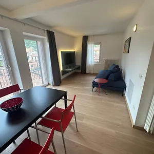 Lucia Apartmán Malcesine