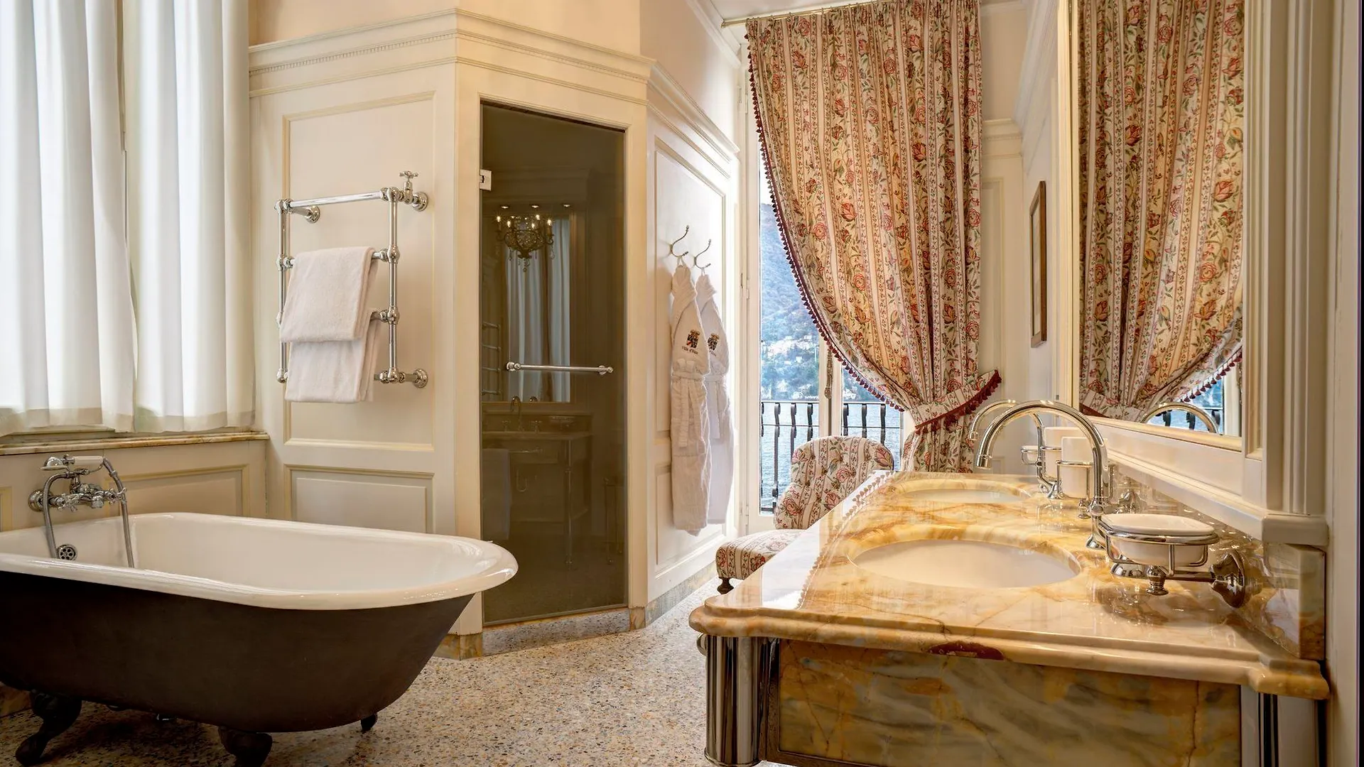 Villa D'Este Cernobbio 5*,